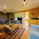 Country house Puhkemaja With Padel Court Truuta