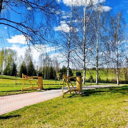 منزل ريفي Puhkemaja With Padel Court Truuta