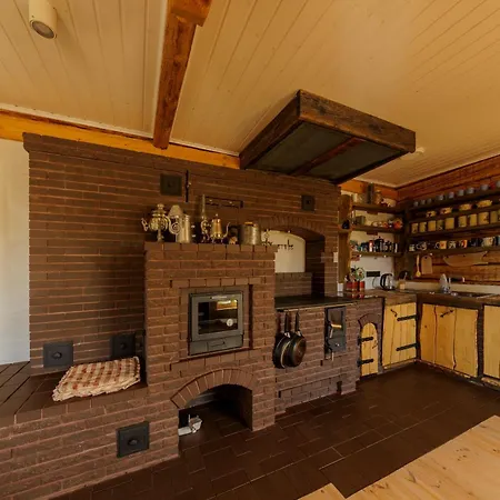 Puhkemaja With Padel Court منزل ريفي *