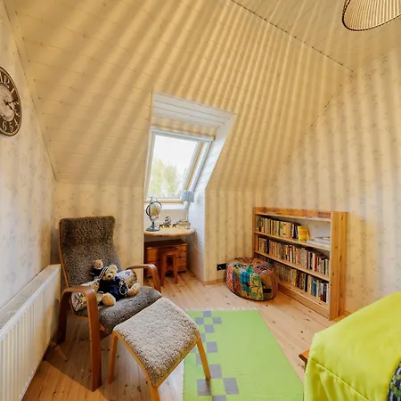 منزل ريفي Puhkemaja With Padel Court Truuta