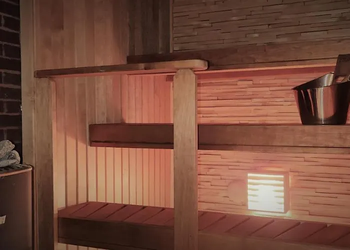 منزل ريفي Puhkemaja With Padel Court *