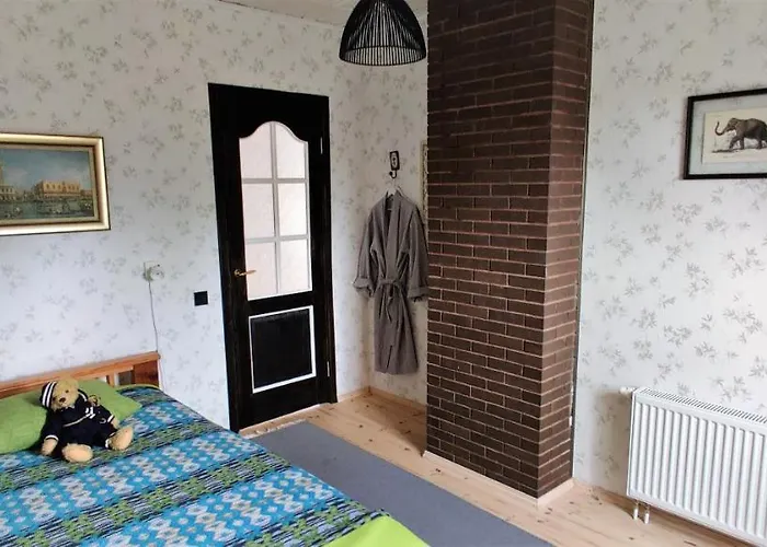 Puhkemaja With Padel Court منزل ريفي