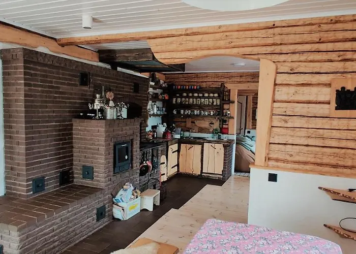 منزل ريفي Puhkemaja With Padel Court