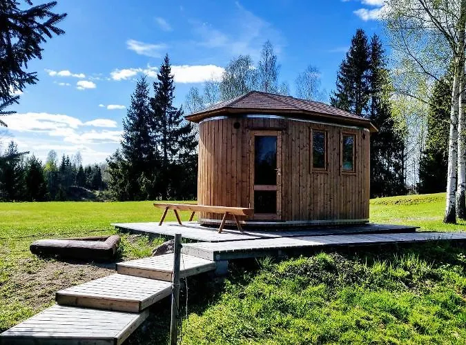 Puhkemaja With Padel Court