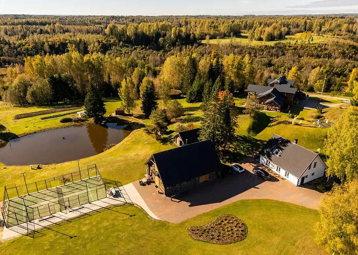 Puhkemaja With Padel Court