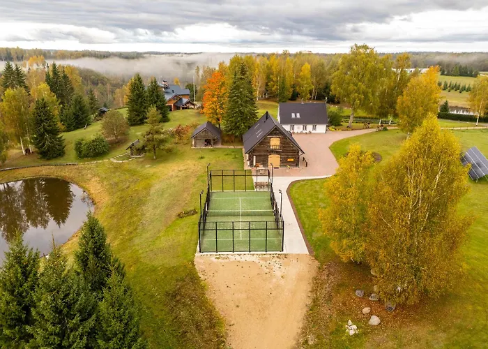 Puhkemaja With Padel Court منزل ريفي *