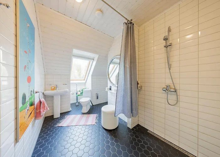 منزل ريفي Puhkemaja With Padel Court *