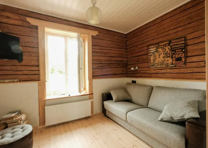 Puhkemaja With Padel Court * Truuta